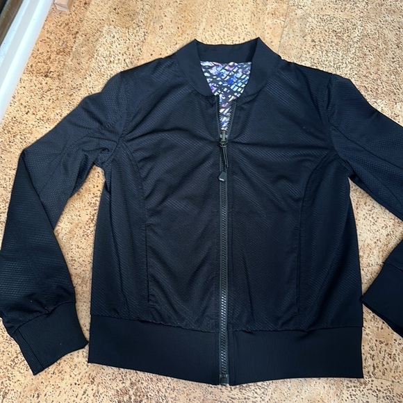Gorgeous, reversible (EUC ) Zella girl’s athletic jacket. - Picture 2 of 14